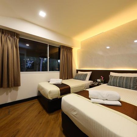 National Service Resort & Country Club Singapur Exterior foto